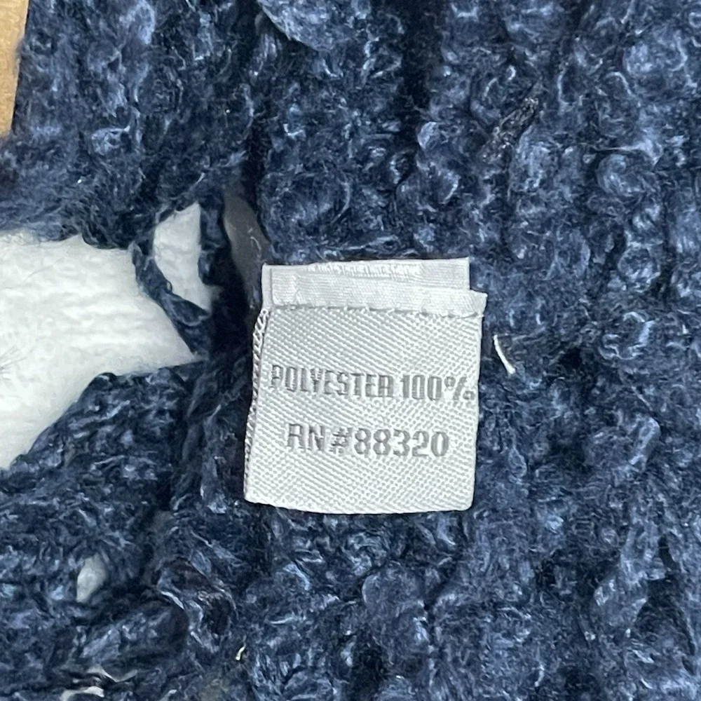 NWT Women's‎ C.C Exclusives Navy Blue Infinity Scarf Super Soft Material Fringe